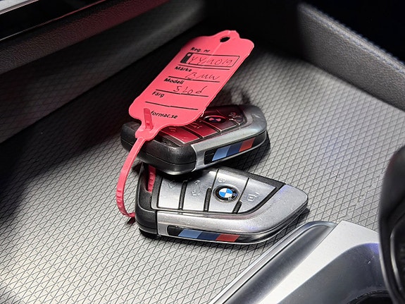 BMW 520d 27 of 30