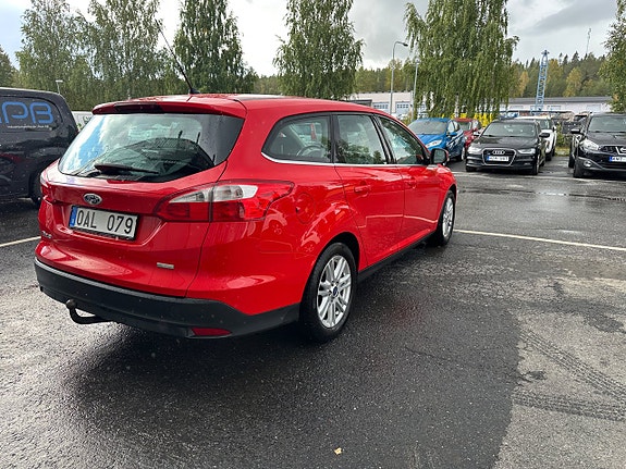 Ford Focus 4 of 13