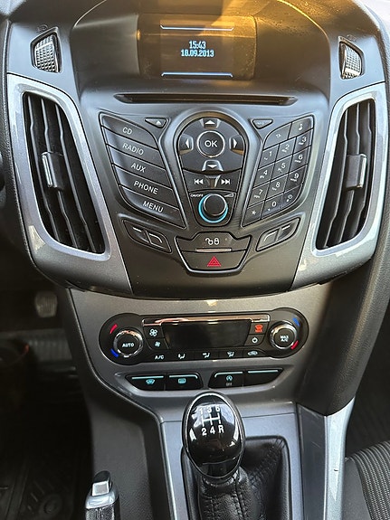 Ford Focus 12 of 13