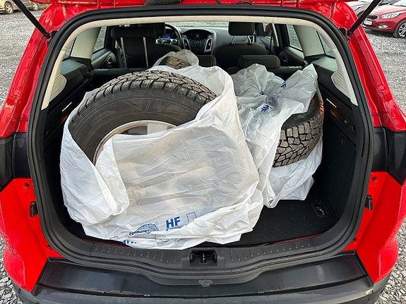 Ford Focus 10 of 13