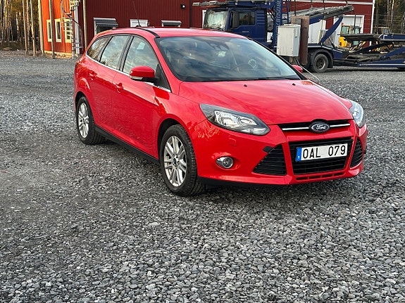 Ford Focus 2 of 5