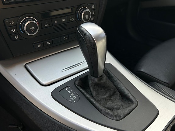 BMW 335i 11 of 12