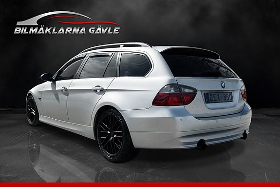 BMW 335i 5 of 5