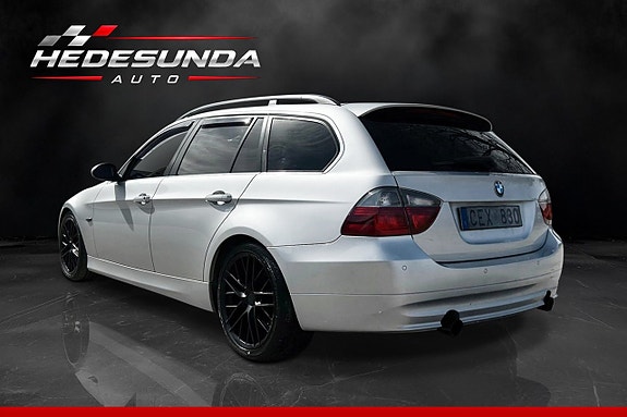 BMW 335i 5 of 11