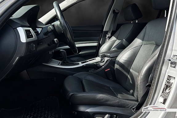 BMW 335i 10 of 12