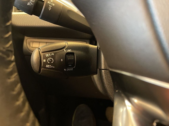 Peugeot 2008 11 of 12