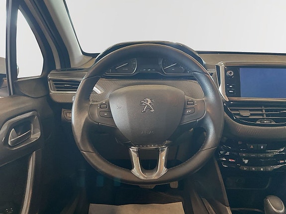 Peugeot 2008 9 of 12
