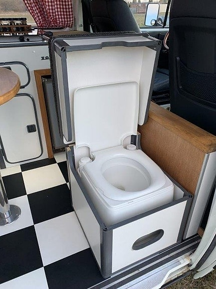 Volkswagen Transporter 18 of 23