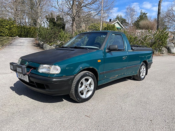 Skoda Pickup 2 of 5