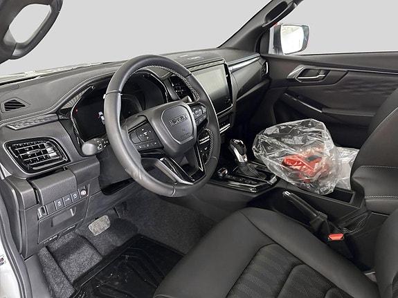 Isuzu D-max 7 of 12