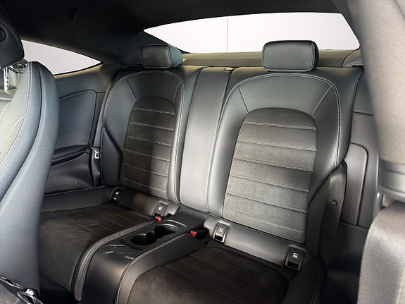 Mercedes-Benz C180 15 of 21