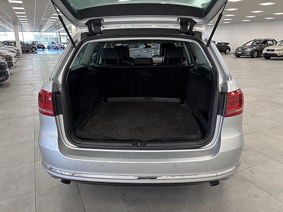 Volkswagen Passat 5 of 5