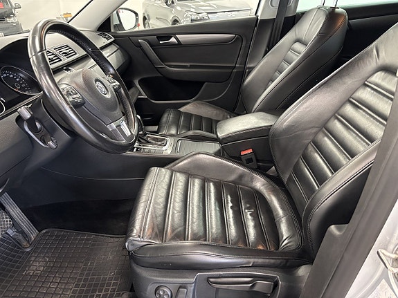 Volkswagen Passat 8 of 10
