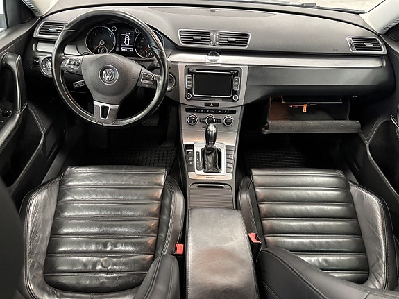 Volkswagen Passat 7 of 10