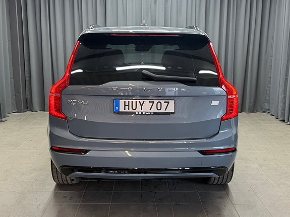 Volvo XC90 3 of 5