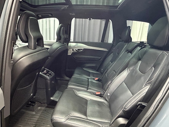 Volvo XC90 21 of 21