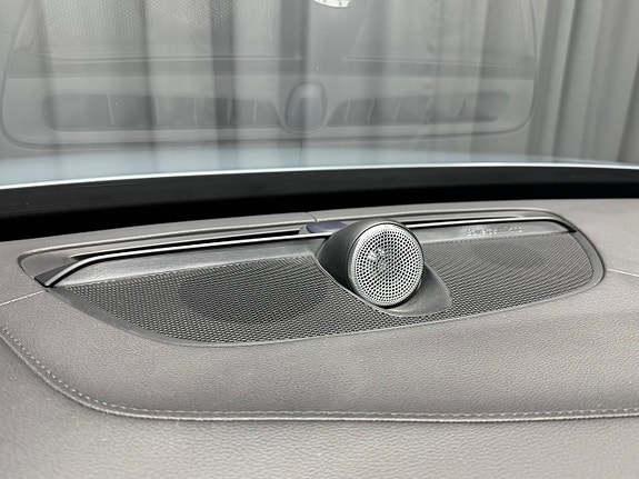 Volvo XC90 19 of 21