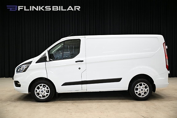 Ford Transit Custom 2 of 27