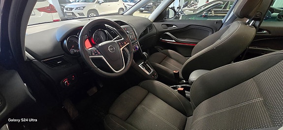 Opel Zafira Tourer 10 of 12