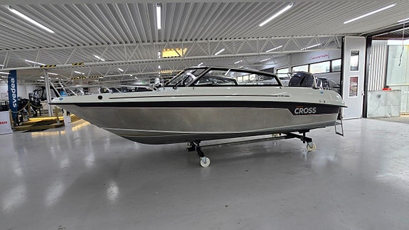 Yamarin Cross 64BR Premium Edition / Yamaha F150XB