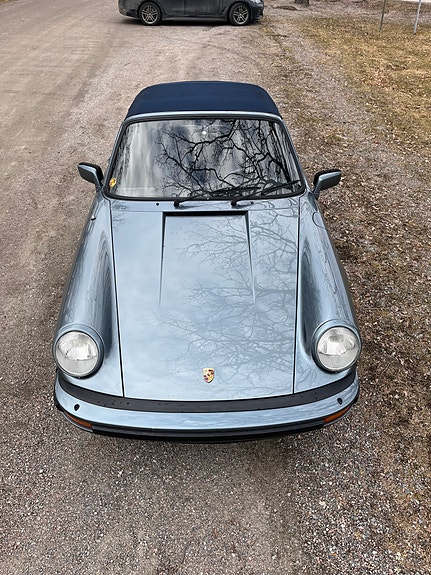 Porsche 911 Carrera 5 of 11