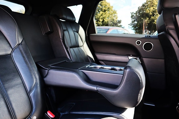 Land Rover Range Rover Sport 13 of 22