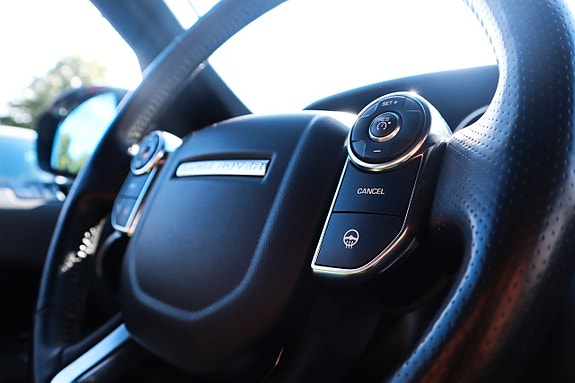 Land Rover Range Rover Sport 18 of 22