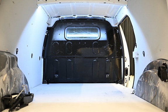 Renault Kangoo Maxi 8 of 26