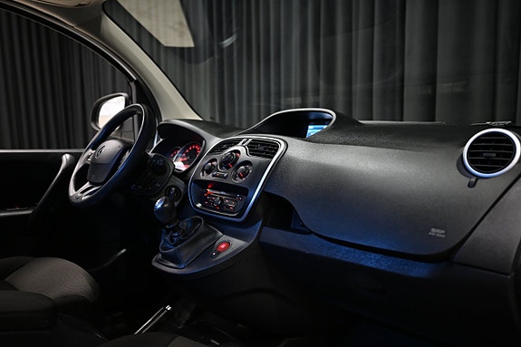 Renault Kangoo Maxi 17 of 26