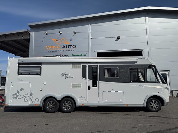 LMC Grand Explorer I800 (180HK AUT) Långbädd! Hydrauliska stödben! ALDE! Vinteranpassad! Stort garage! AC bodel! LÅGA MI