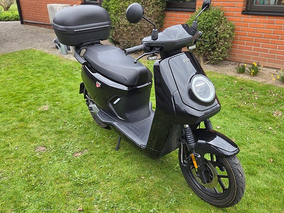 NIU MQi GT Extended range 45 km/h 2 of 4
