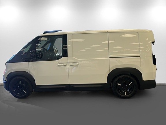 Kia PV5 4 of 5