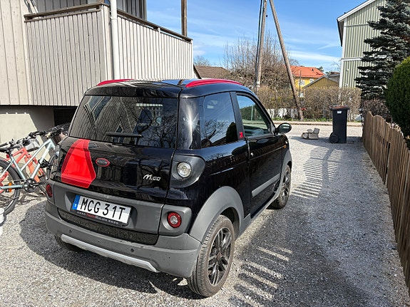 Microcar M.Go 2 of 5