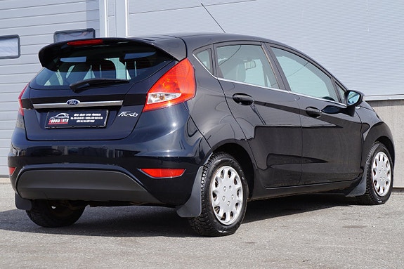 Ford Fiesta 6 of 16