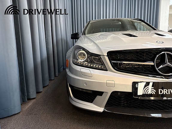 Mercedes-Benz C63 20 of 30