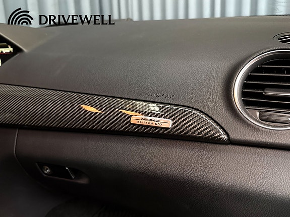 Mercedes-Benz C63 15 of 30