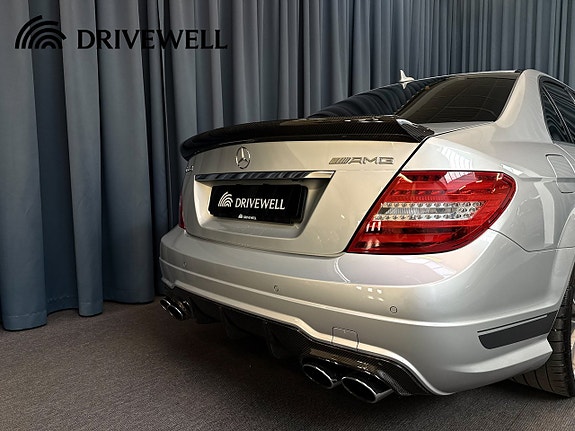 Mercedes-Benz C63 26 of 30