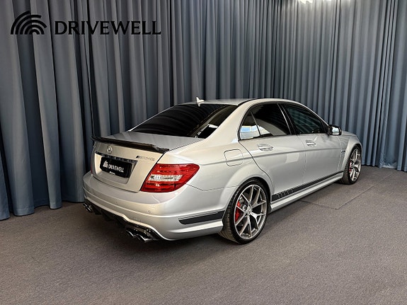 Mercedes-Benz C63 25 of 30