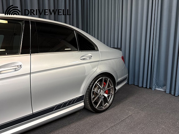 Mercedes-Benz C63 22 of 30