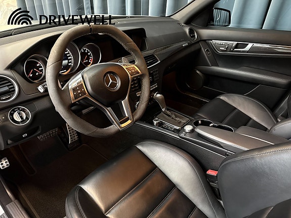 Mercedes-Benz C63 5 of 5
