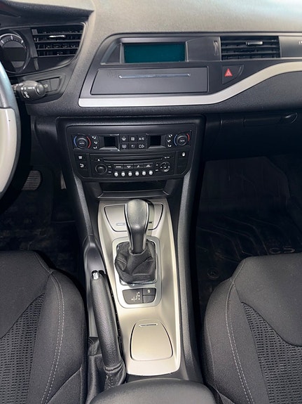 Citroen C5 4 of 5