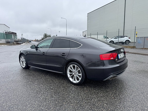 Audi A5 2 of 5