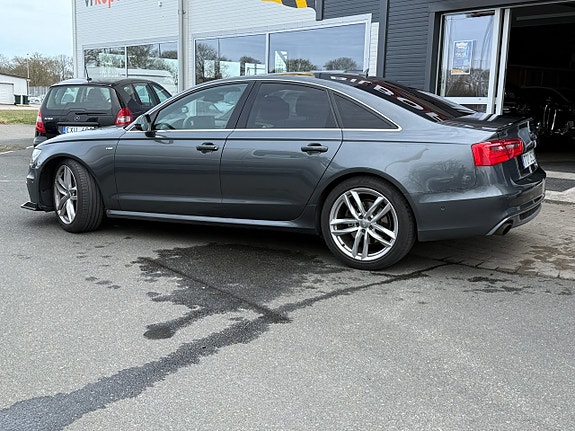 Audi A6 6 of 17