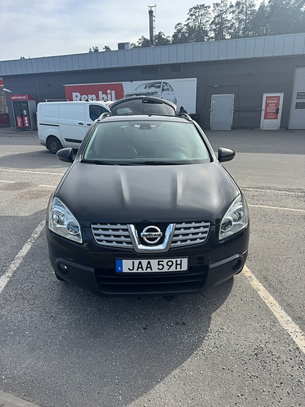 Nissan Qashqai 4 of 5