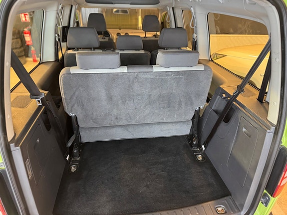 Volkswagen Caddy Maxi 15 of 15