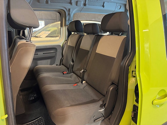 Volkswagen Caddy Maxi 12 of 15