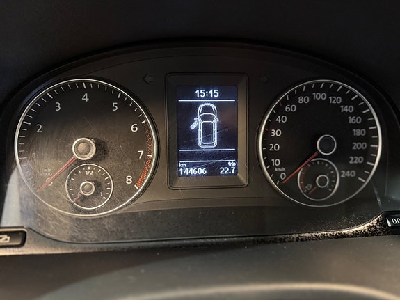 Volkswagen Caddy Maxi 13 of 15