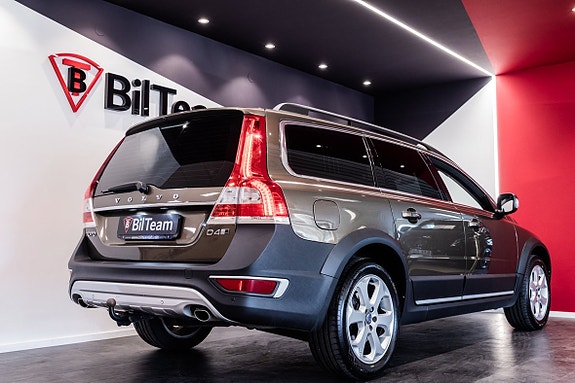 Volvo XC70 8 of 24