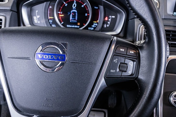 Volvo XC70 19 of 24