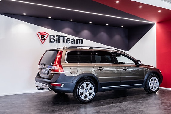 Volvo XC70 7 of 24